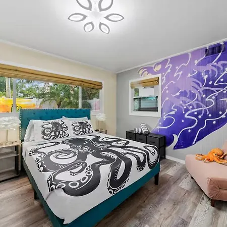 Trendy & Relaxing - Close To Beach - Pool - Hot Tub